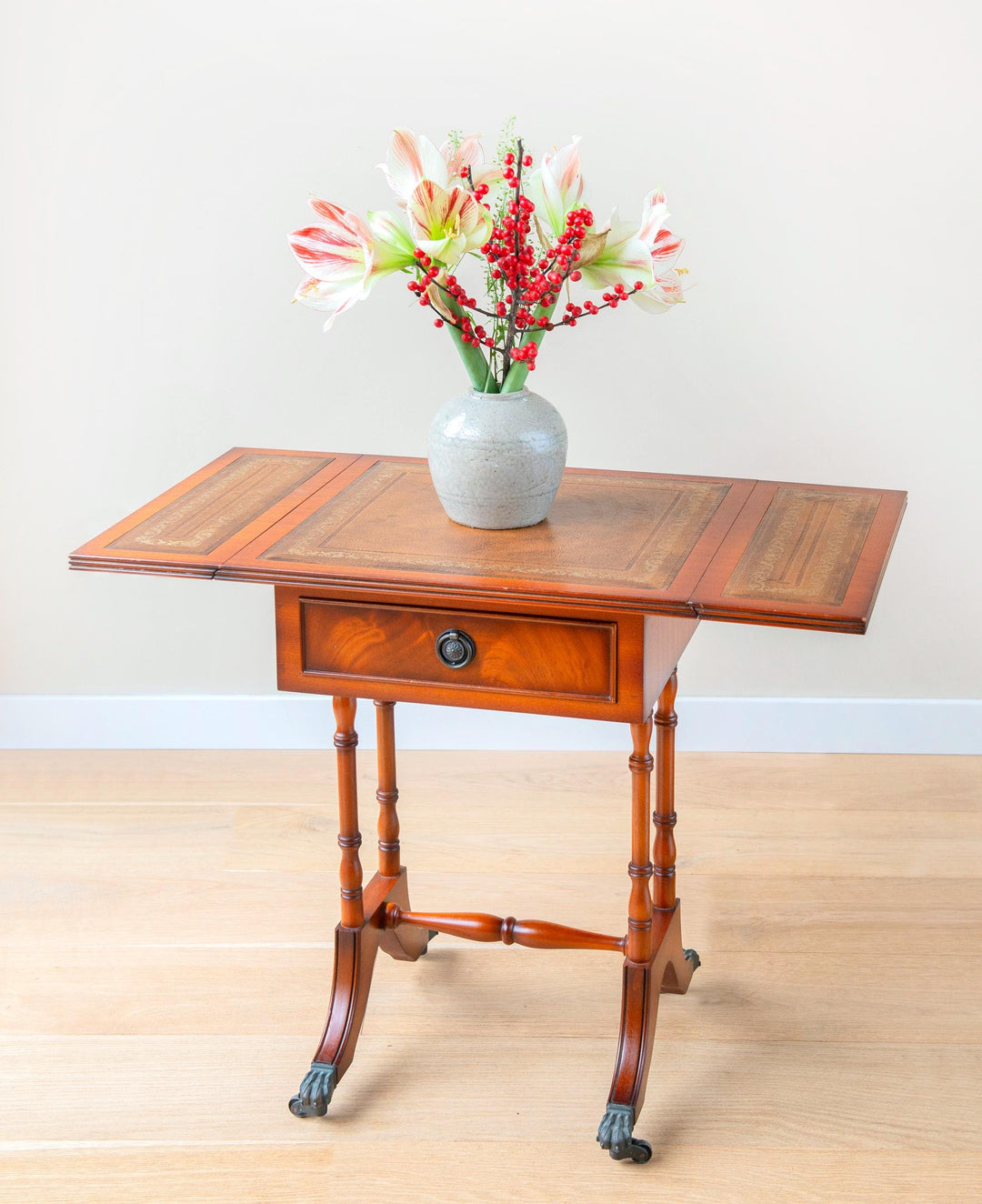 English Mahogany Pembroke Table – Victorian Style