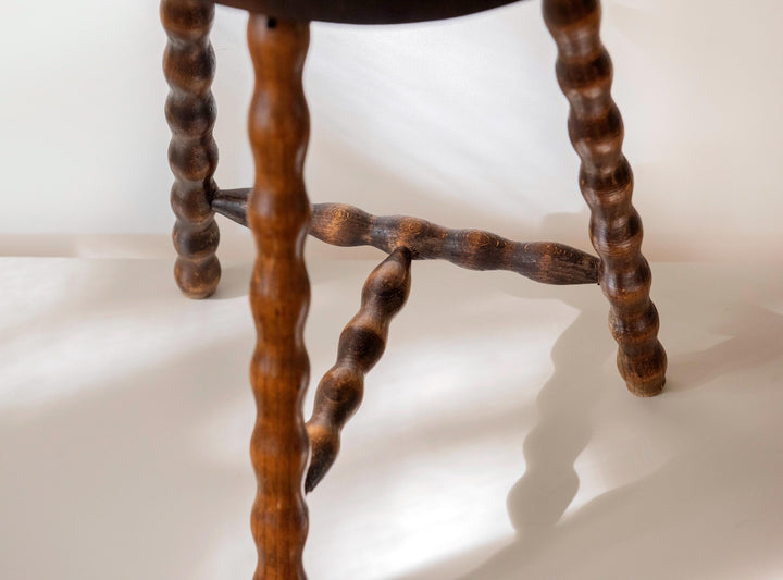 Vintage Wooden Milking Stool with Turned Bobbin Legs