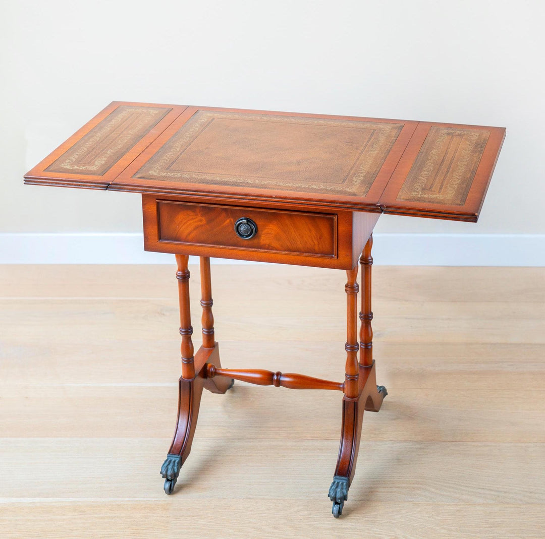 English Mahogany Pembroke Table – Victorian Style