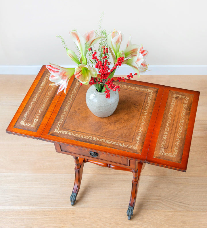 English Mahogany Pembroke Table – Victorian Style