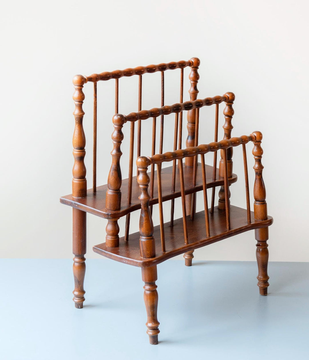 Carved Magazine Rack – Vintage Turned Wood Newspaper Stand