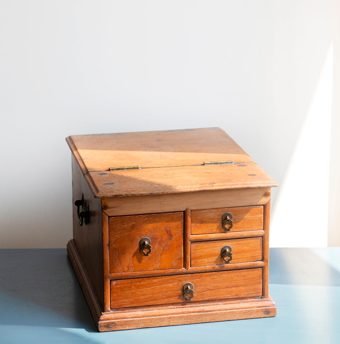 Oak Apothecary Cabinet With Foldable Mirror - 1920s