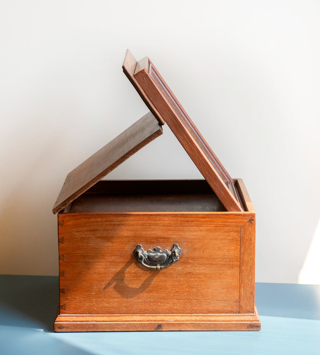 Oak Apothecary Cabinet With Foldable Mirror - 1920s