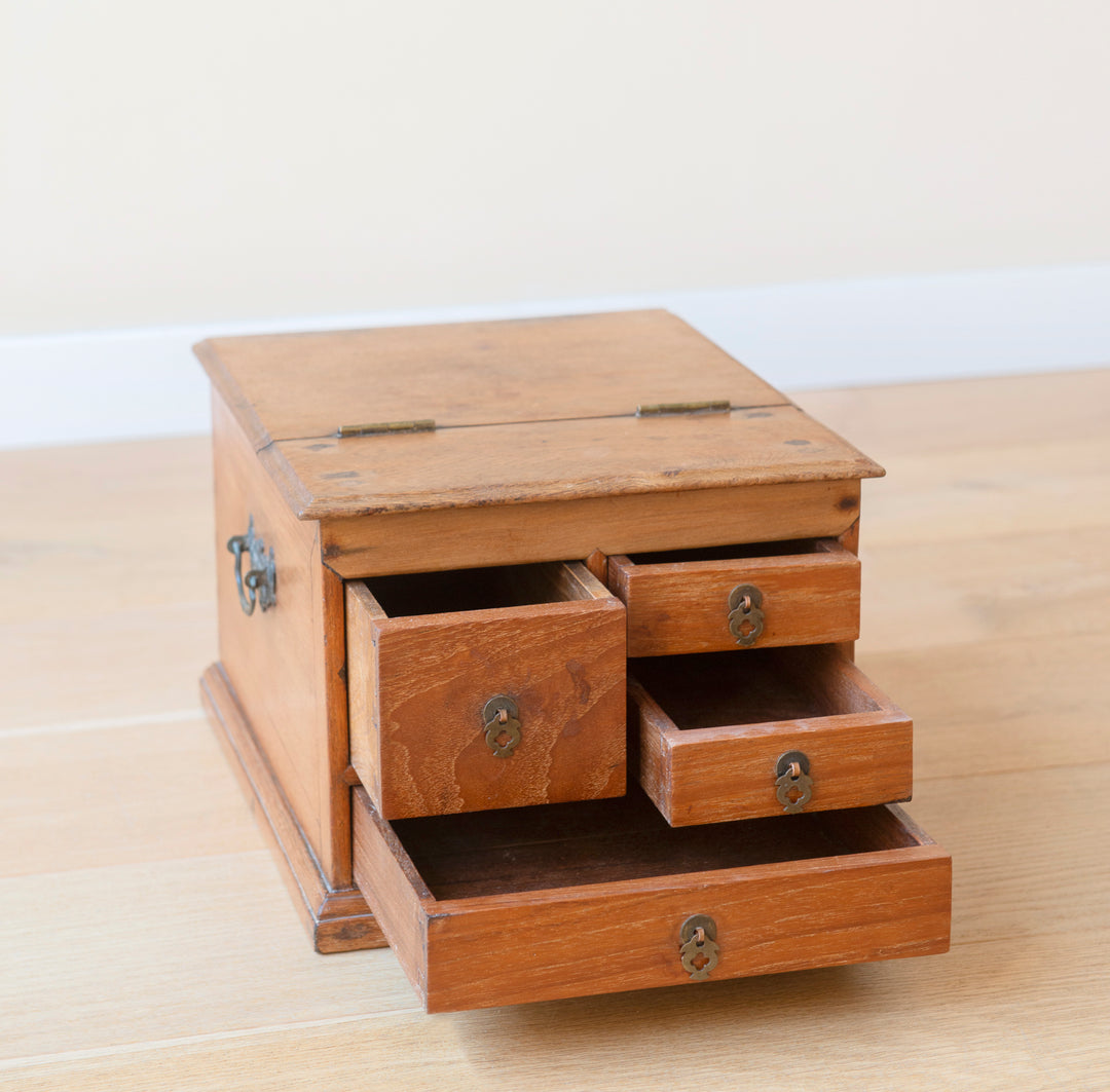 Oak Apothecary Cabinet With Foldable Mirror - 1920s