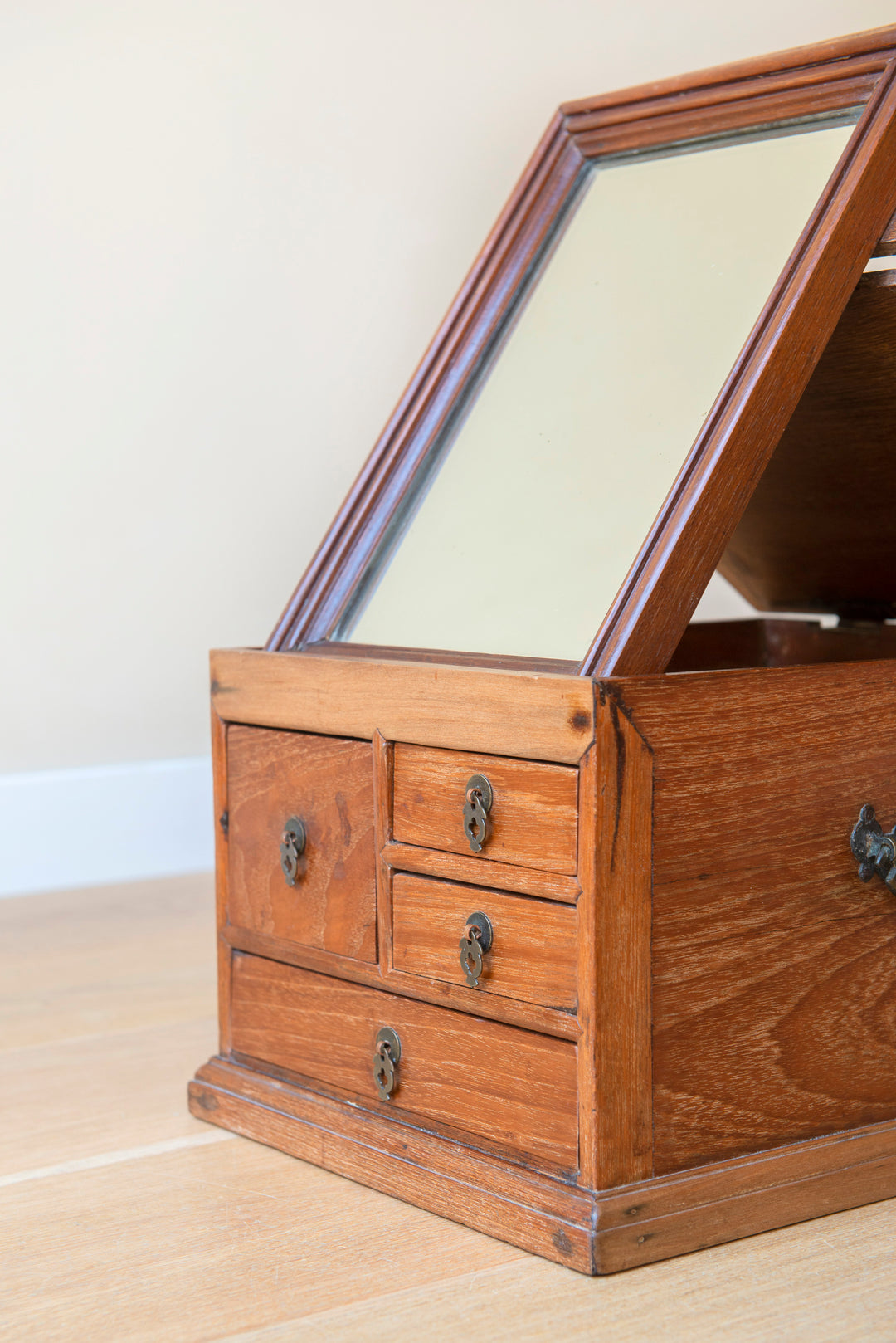 Oak Apothecary Cabinet With Foldable Mirror - 1920s