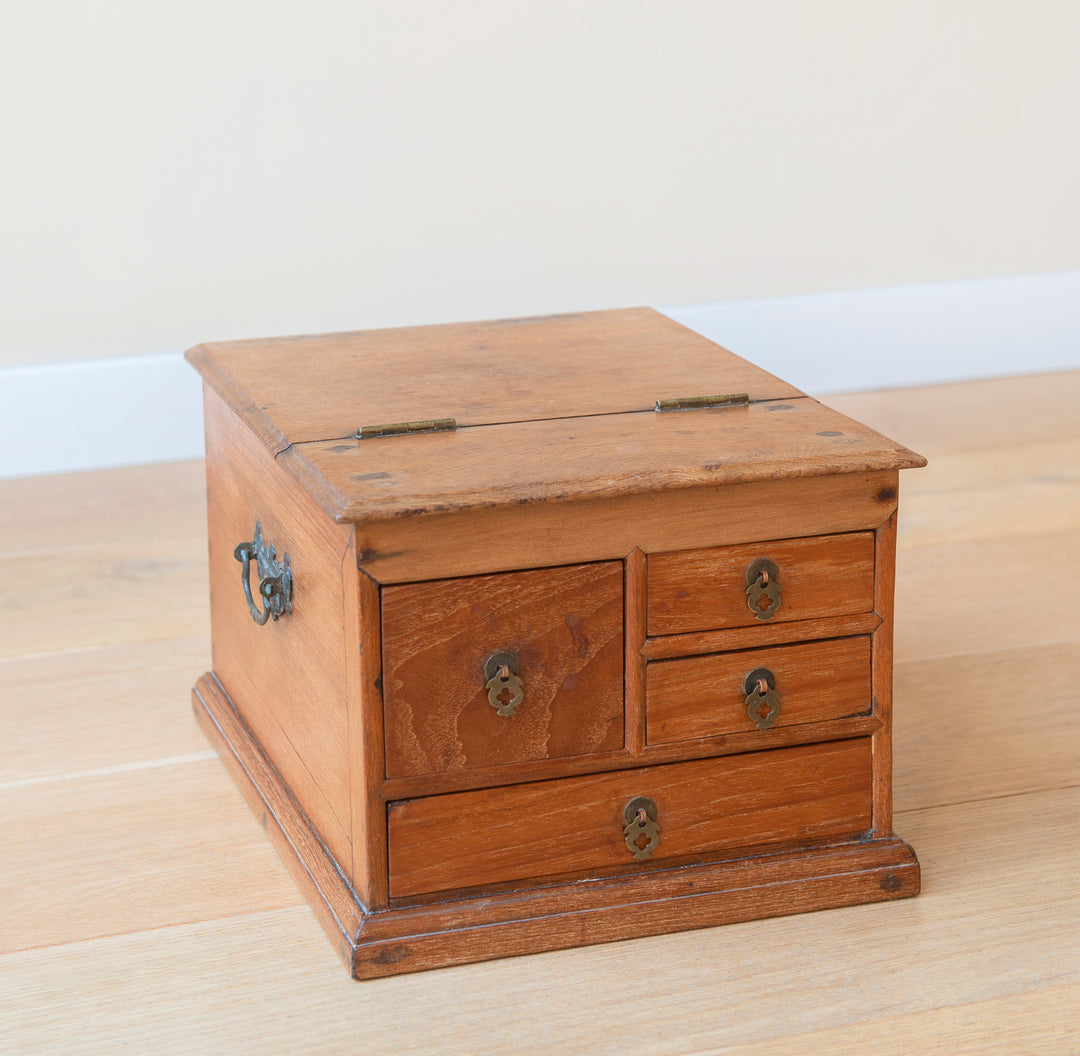 Oak Apothecary Cabinet With Foldable Mirror - 1920s