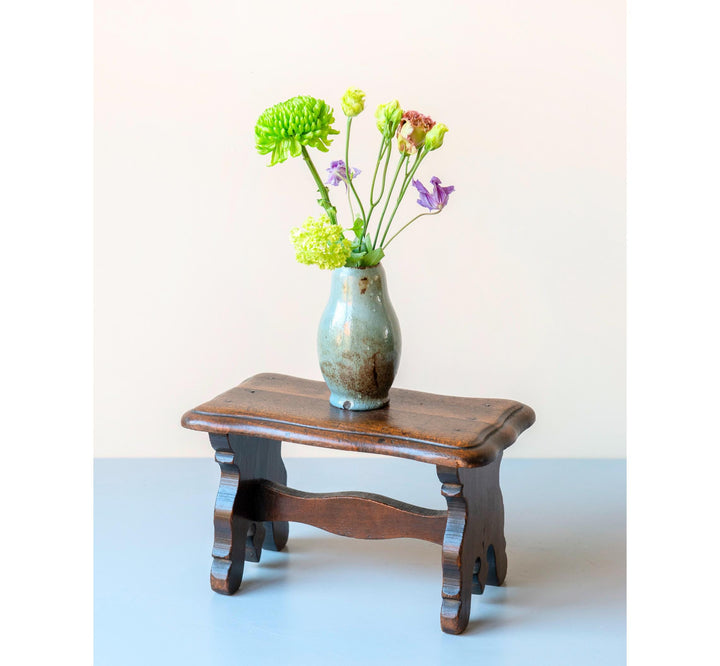 19th Century Primitive Wooden Stool With Scalloped Top