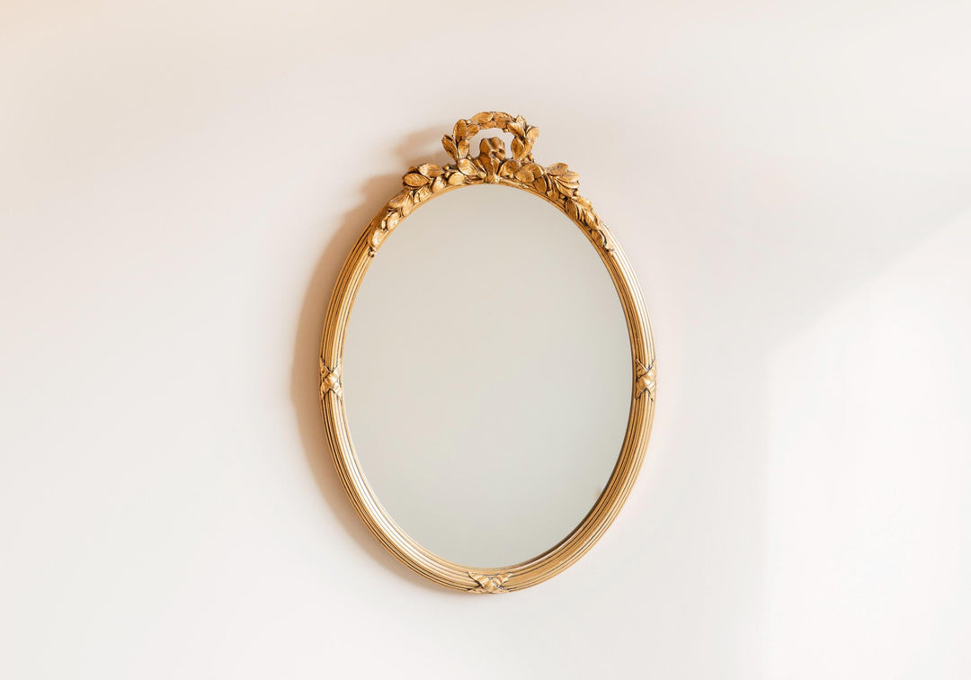 Vintage Oval Gold Mirror - Acanthus Leaves Frame