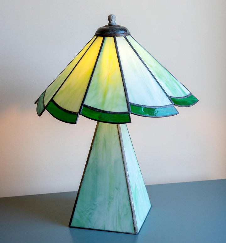 Antique Green Stained Glass Table Lamp - Art Deco